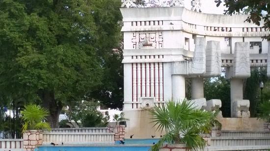Palacio Cantón